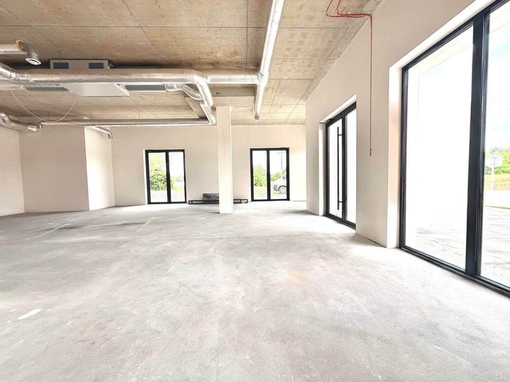 115 m² | Lokal usługowy na parterze | WYWROCKIEGO